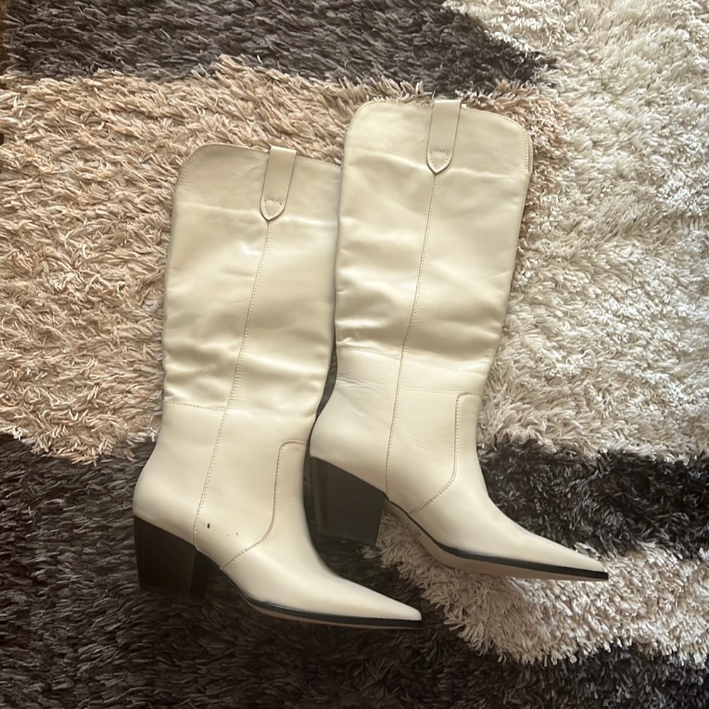 Matisse white leather boot